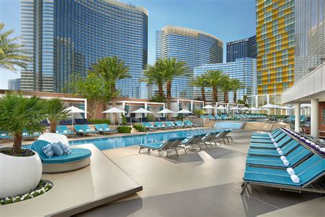 Waldorf Astoria Las Vegas Introduces New Poolside Spa Menu | American Spa