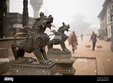 Durbar Square Bhaktapur Kathmandu Valley Nepal Guardian Lions On