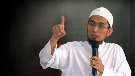 Ustadz Adi Hidayat Angkat Bicara Soal Diblokir Google Dan Sumbangan Ke