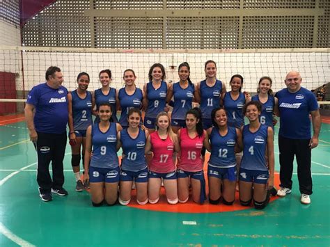 Vôlei feminino Sub 19 do Time Jundiaí perde primeiro jogo das