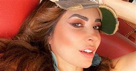 Fan Ticos Defienden A Gloria Trevi De Acusaciones Por Corrupci N De Menores