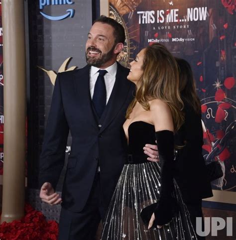 Photo Jennifer Lopez And Ben Affleck Attend The This Is Menow A