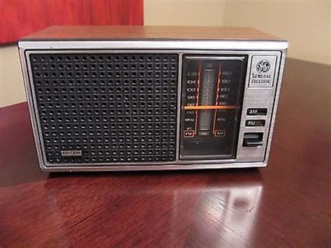 Vintage Retro Ge General Electric Amfm Radio Model No Etsy Canada