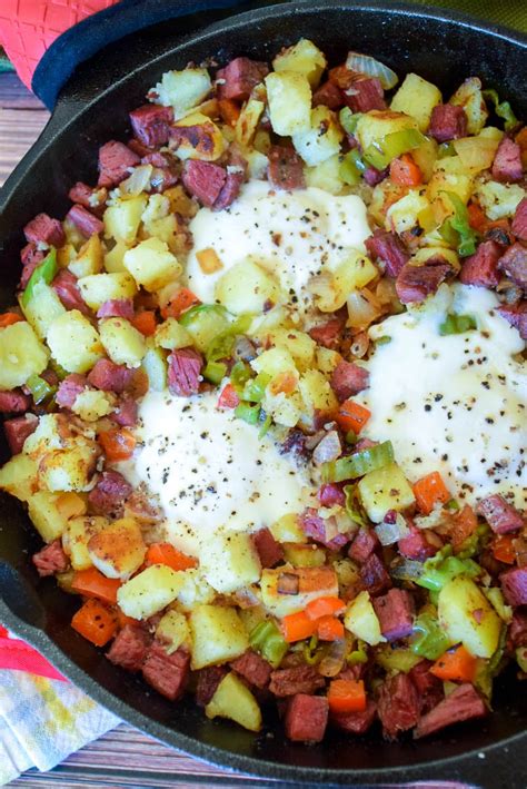 Homemade Corned Beef Hash And Eggs Grumpys Honey Bunch