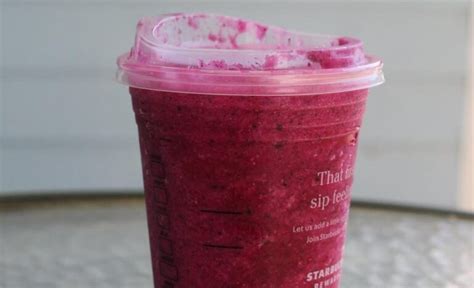 10 Best Starbucks Smoothies To Try (2022 List)