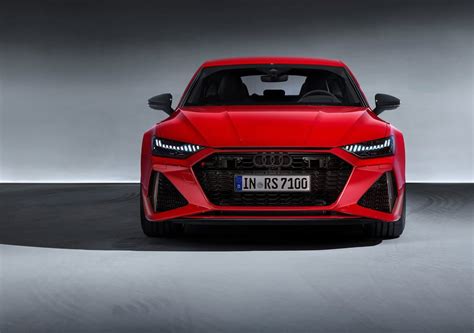 Yeni Kasa Audi Rs Sportback Foto Raflar Oto Kokpit Oto Kokpit