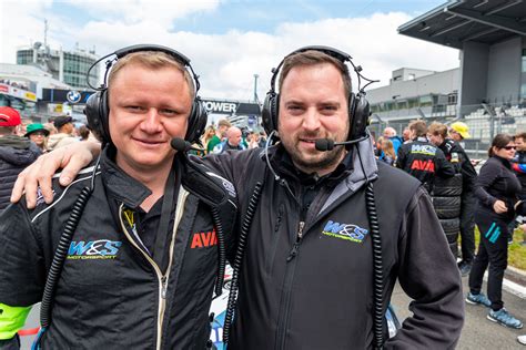 Hitzeschlacht F R Avia W S Motorsport Beim Nls H Rennen Wird Mit