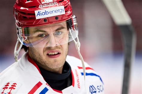 Khl Pontus Åberg Klar Barys Astana Skrivit Ettårskontrakt