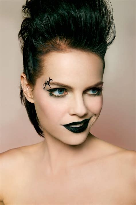 Hot Celebrity 2014 Mircea Monroe