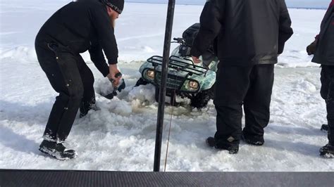 Ice Fishing Oneida Lake For Perch And Walleye 2019 Aqua Vu Youtube