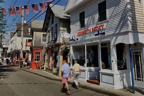 Benchmarkinn Provincetown Shopping