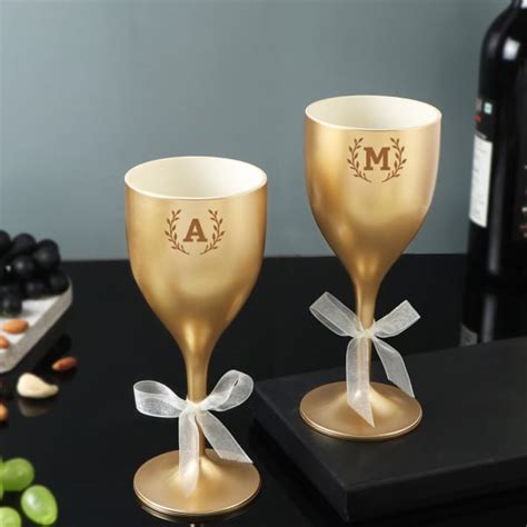 Buy/Send Monogrammed Personalized Unbreakable Wine Glasses Set Online | IGP | M11141797