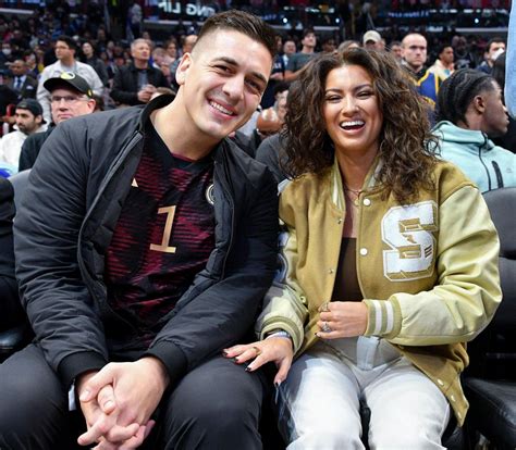 Tori Kelly At Los Angeles Clippers Vs Golden State Warriors Game At