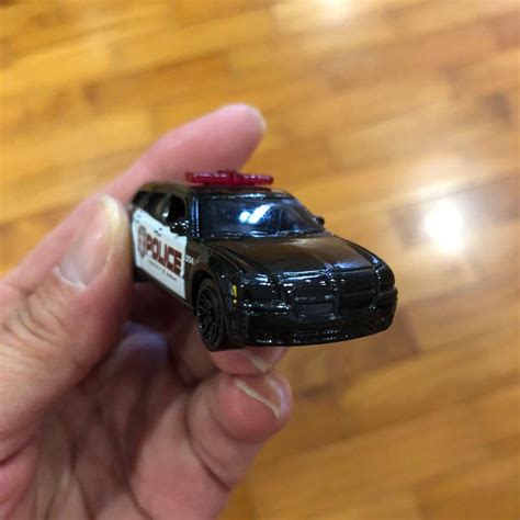 Matchbox Dodge Magnum Police Car Hobbies And Toys Toys And Games On Carousell