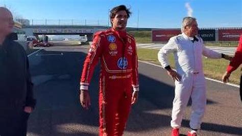 F L Addio Di Sainz Alla Ferrari Il Pilota In Pista Col Padre A