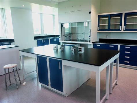how to cut resin countertop 9