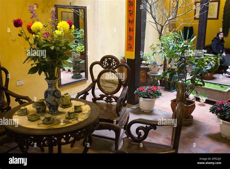 Vietnam, Hanoi, traditional house, interior Stock Photo - Alamy