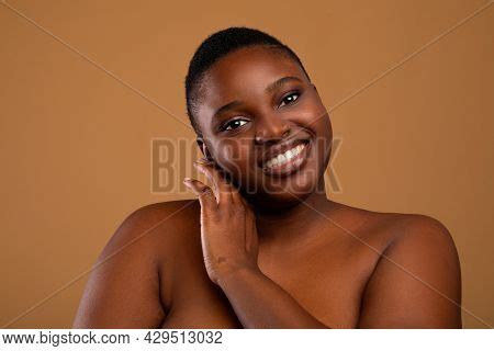 Naked Plus Size Woman Images Illustrations Vectors Free Bigstock