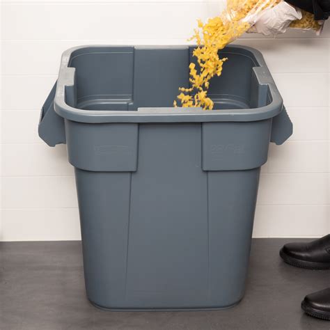 Rubbermaid Fg352600gray Brute 28 Gallon Gray Square Trash Can