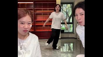 Con lùn ở trung quốc XVIDEOS