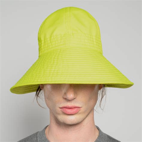 L Waterproof Garden Hat In Neon Yellow Gardenheir