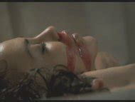 Naked Alice Belaïdi in Fleurs du mal