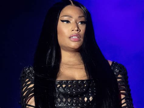 Nicki Minaj Sued For Allegedly Damaging Borrowed Jewelry She Denies It Hollywood