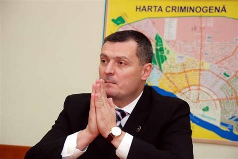 Cătălin Chivu fostul şef al IPJ Brăila acuzat de plagiat la teza de