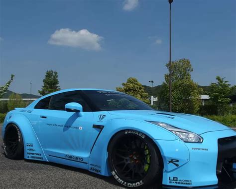 Liberty Walk Complete Body Kit Version 2 CFRP Nissan GT R R35 09 16