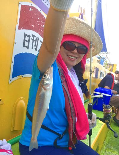 東京湾半日シロギス釣り！船釣りデビューのお手伝い♪ ハヤブサlady 隼華 Hayaka