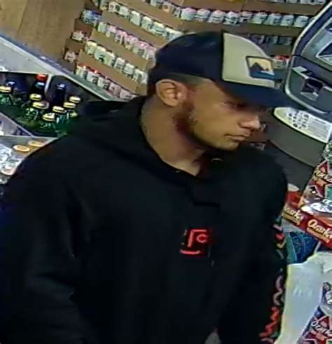 Killeen Pd Searching For Suspect In Convenience Store Robbery Kwkt