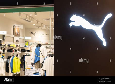 Puma logo hi-res stock photography and images - Alamy