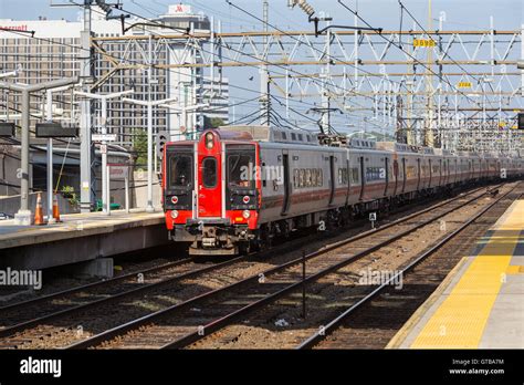 A southbound Metro-North New Haven line commuter train arrives at the ...