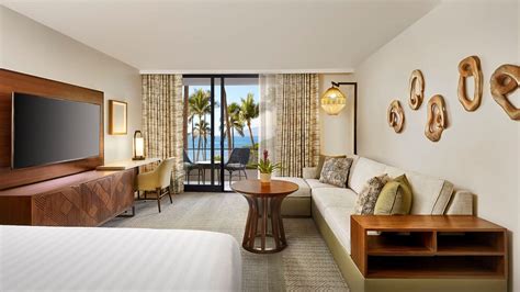 Ka'anapali Beach Resort Hotel Rooms & Suites | Hyatt Regency Maui