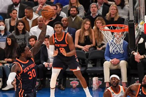 Knicks Takeaways From Wednesdays 113 89 Win Over Hawks Including Julius Randles Huge Double