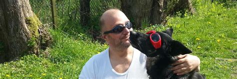 El zoófilo más famoso de Europa Me ofrecí a mi perro y practicamos sexo anal