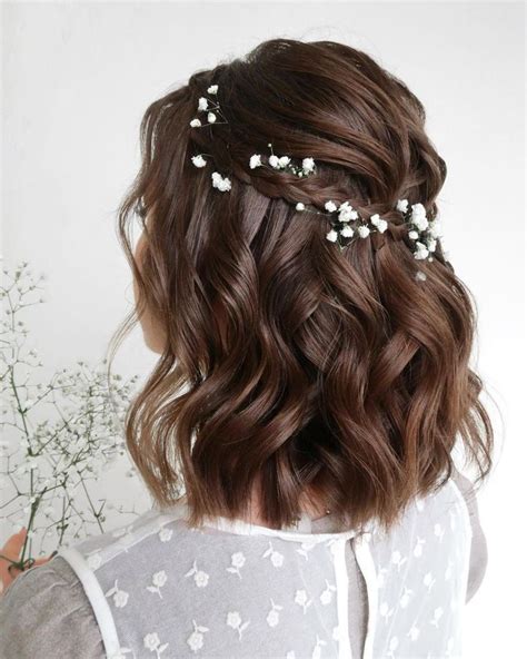 Wedding Hairstyles With Hair Down Looks Expert Tips Bridesmaid