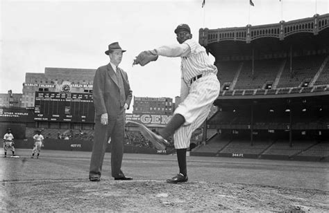 Who Are The Greatest African American Baseball Players Of All Time