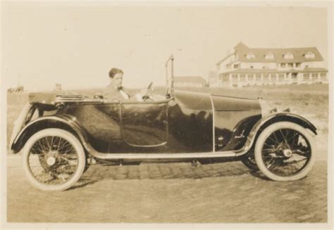 Paul Haviland dans une automobile 1903 Paul Haviland Musée d Orsay