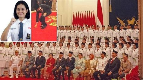 DETIK DETIK Presiden Joko Widodo Jongkok Untuk Ambil Pin Paskibraka