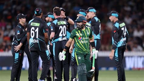 New Zealand 4 0 Pakistan Mohammad Rizwan 90 In Vain As Pakistan Slip