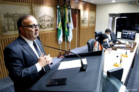 C Mara Aprova Lei Que Garante Prioridade No Atendimento De Pessoas