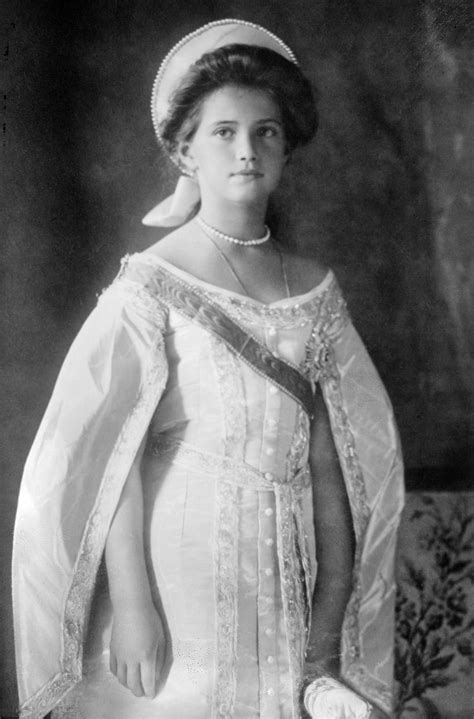 Maria Nikolaevna Romanova Wearing A Russian Court Dress 1911 Romanov