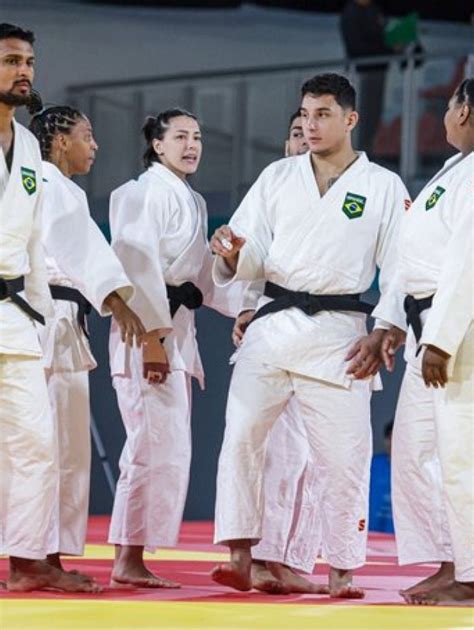 Brasil Prata Por Equipes No Jud E Conquista Sua Medalha Na