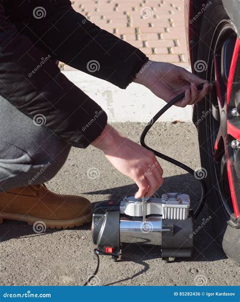 how to put air in the tires of a car 9