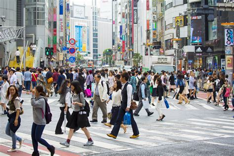 Japan: Online applications, stricter foreign registration requirements