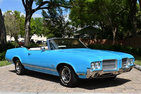 1971 Oldsmobile Cutlass Primo Classics International LLC