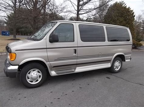 2007 Ford Econoline 12 Passenger Low Top Conversion Van Used Ford E