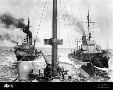 Minesweeper Minesweepers Stock Photos And Minesweeper Minesweepers Stock