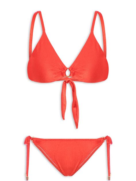 7 Hot Sexy Nathalia Nogueira Bikini Pics